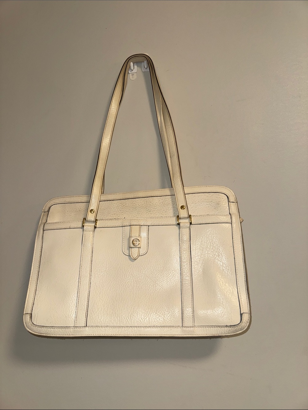 Vintage Cornell Elegant Off-white Shoulder Bag with Front Strap Detail
